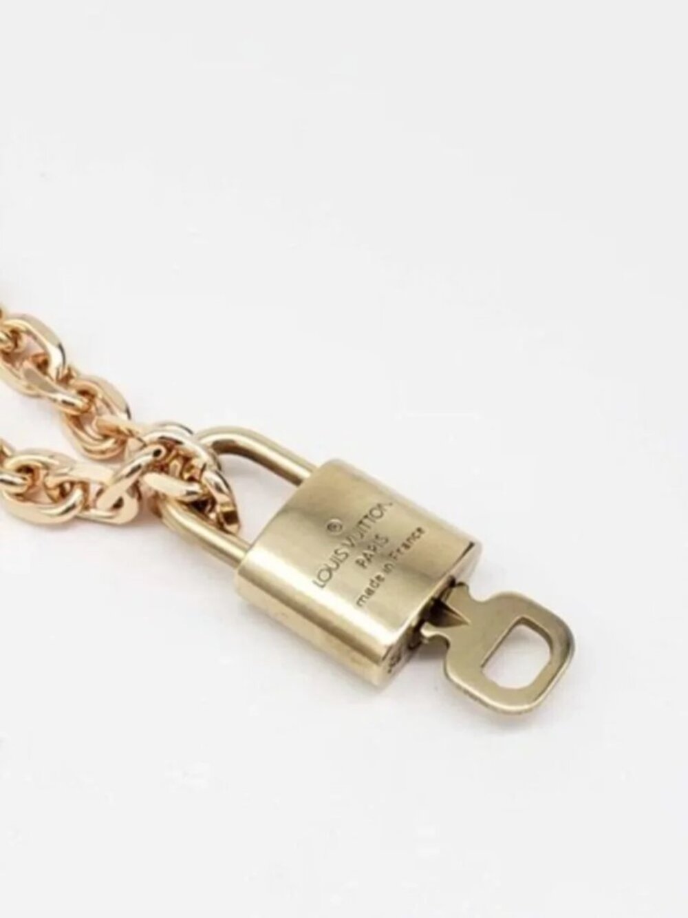 Gold-Plated Necklace with Authentic Louis Vuitton Padlock - Picture 7 of 8